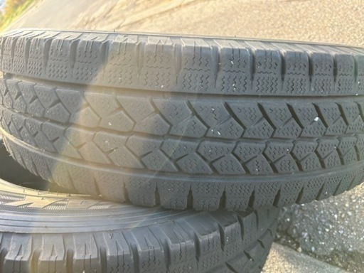 車のパーツ BS 195/80R15