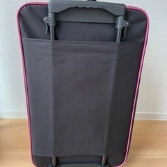 【1回のみ使用】キャリーケースの画像