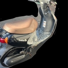 スズキ　レッツ4G 原付　お話中の画像