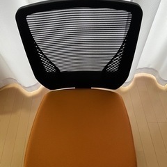 オカムラ オフィスチェア ビラージュ メッシュバック 肘なし オ...
