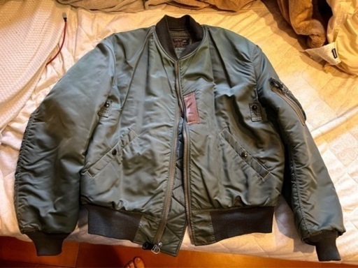 バズリクソン　ＭＡ-1  ラージサイズ　古着　(交渉中)