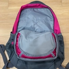 アンダーアーマーのリュクサック（大きめ）の画像