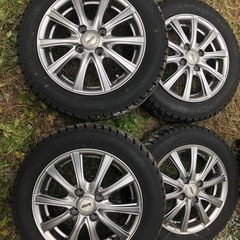 スタッドレスタイヤ　155/65 R14