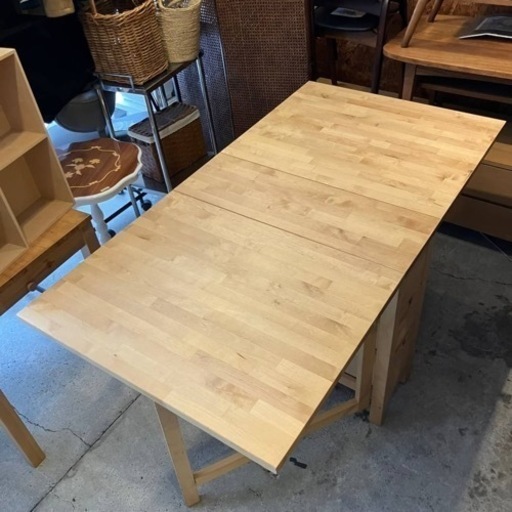 《売約済》IKEA イケア　ノールデン　NORDEN ゲートレッグ　テーブル　ダイニングテーブル　作業台　バタフライ　伸張式　エクステンション　2人掛け　4人掛け　バーチ材　ミシン台　スカンジナビア　デザイン　北欧　ナチュラル　カントリー　デスク