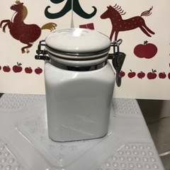 陶器製　密封容器