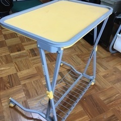 美品　子供様　テーブル