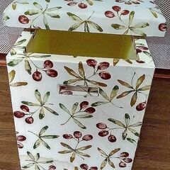 収納スツール～お好きなクロスに貼り替えての画像