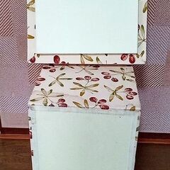 収納スツール～お好きなクロスに貼り替えての画像