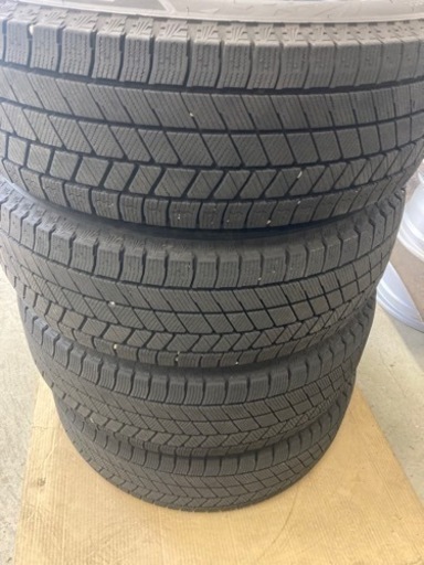 BS スターレットレス　ほぼ新車　195/65r15