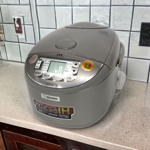 23Y381 ジ4 ZOJIRUSHI 象印 IH炊飯ジャー 極め炊き NP-VH18 1.8L 一升炊き 中古