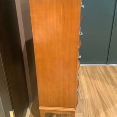 【トレファク神戸南店】★値下げしました!!★アンティーク調　5段チェスト【取りに来られる方限定】の画像