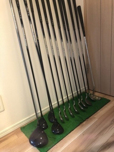 【破格！】ゼクシオゴルフクラブセット13本