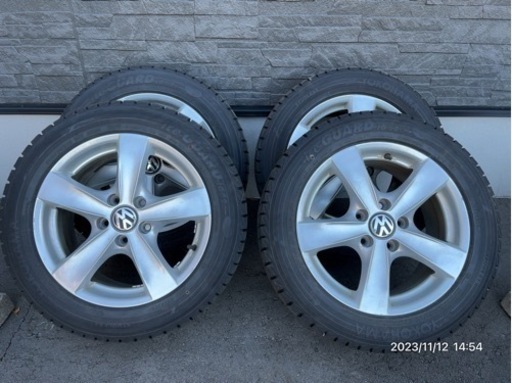 【再値下げ】1シーズン使用　スタッドレスタイヤ　アルミ付き4本セットゴルフヴァリアント　205/55/R16