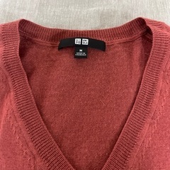 ユニクロ　セーター　長袖　あげますの画像