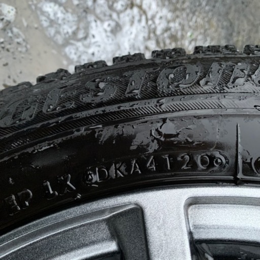 185/65R15 スタッドレス　ブリザックVRX2 