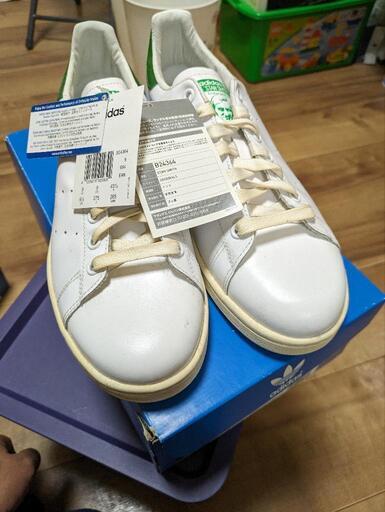 新品未使用タグ付き　アディダススタンスミス