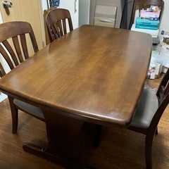 ダイニングテーブル