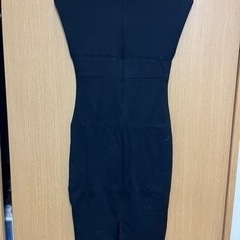 黒ワンピ　タイト　あげますの画像