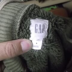 GAP パーカ　Sサイズ　質問にて採寸しますの画像