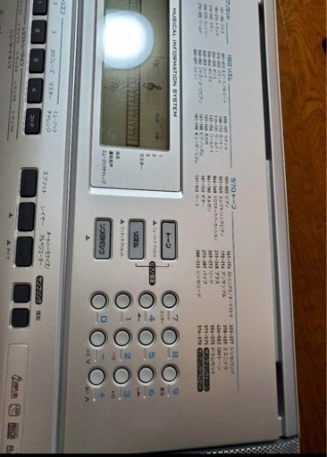 カシオ　電子ピアノ　61鍵盤