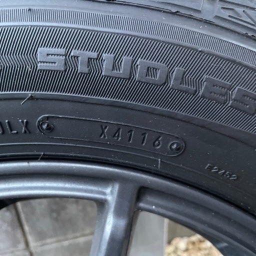 【決まりました】値下げ、場所の都合で18日に処分予定。冬タイヤホイールセット　185/65R15 E12ノートなど
