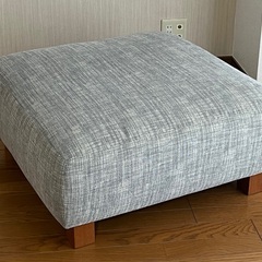 NOYESのオットマン差し上げます。中古。取りに来られる方。の画像