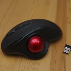 【無料】JUNNUPのトラックボールマウスBluetooth　USB充電式　中古の画像