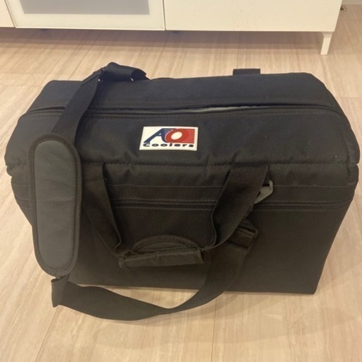 新品クーラーボックス36ℓ(AOクーラーズ)