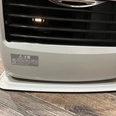 029  コロナ　石油ファンヒーター　木造8畳用　ホワイト　除菌脱臭機能付き　iON 7.2ℓタンクの画像