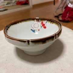 器(梅柄)の画像