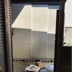 鍵付き物置き