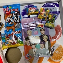 話中！食品まとめて100円の画像