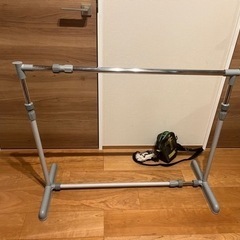 ハンガーラックの画像