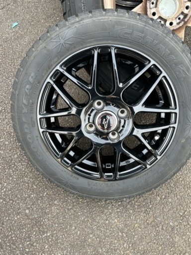 N-BOXに装着していましたスタッドレスタイヤ