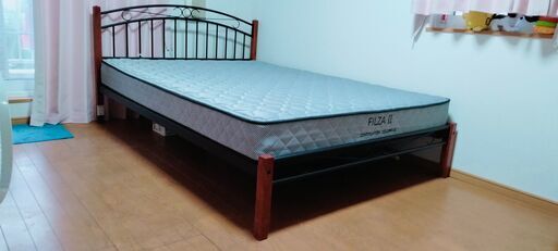 ニトリベッドフレーム