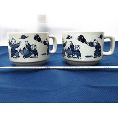 ■和柄のマグカップ