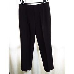 ■黒色スラックス・W85