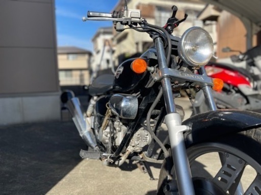 ホンダ　マグナ50