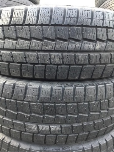 バリ溝 215/65R16 ダンロップ スタッドレスタイヤ 4本セット