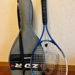 テニスラケットの画像