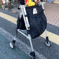 リサイクルショップどりーむ天保山店　No.10187　シルバーカ...