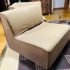 ソファーの画像