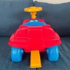 子供用足けり乗用玩具 足こぎ車 の画像