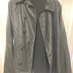 値下↓アルマーニのオシャレなコートお売りします。