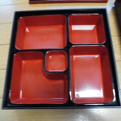 価格変更、松花堂弁当箱,(本体,ふた,内仕切り),1個の値段です。の画像