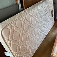クリスマス限定　シモンズシングルマットレス　美品