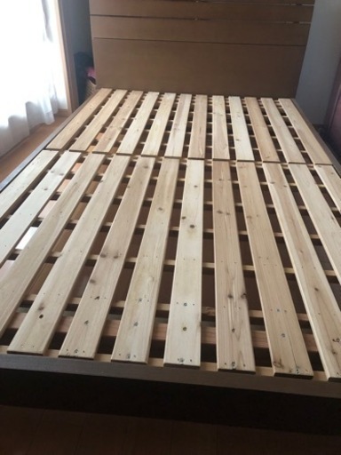 セミダブルベッド