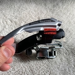 【未使用】シマノ ターニー フロントディレイラー　FD-TX51の画像