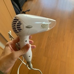 ヘアドライヤー、無料