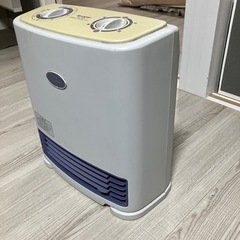 シャープ　セラミックファンヒーター　HX-120Gの画像